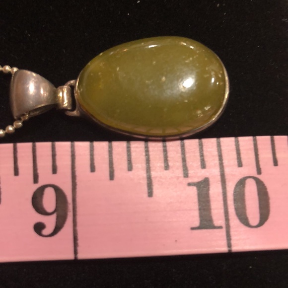 925 Olive Opal Pendant & Chain - Picture 11 of 11
